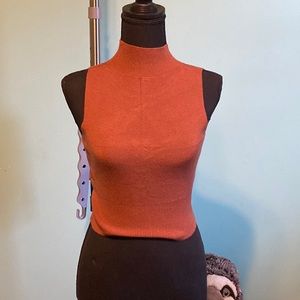 NWOT Shein Medium Sleeveless Brown Cropped Sweater